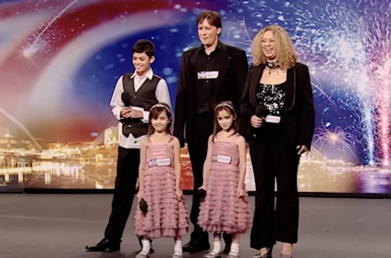 🥳🥳This Family Band Warmed Everyone’s Hearts With Their Adorable Performance